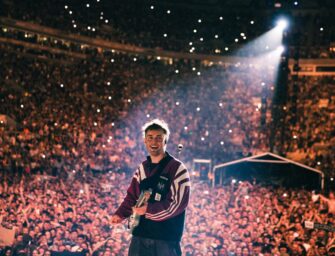 Sam Fender bringt seine „People Watching“-Tour für drei Konzerte nach Deutschland